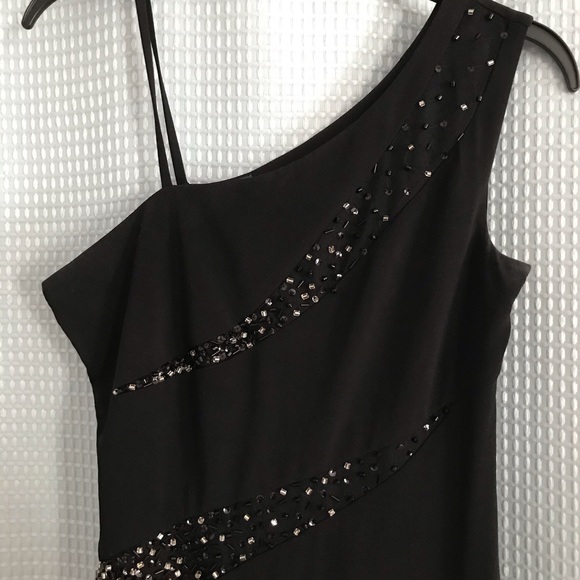 Calvin Klein black one shoulder gown - Picture 2 of 3